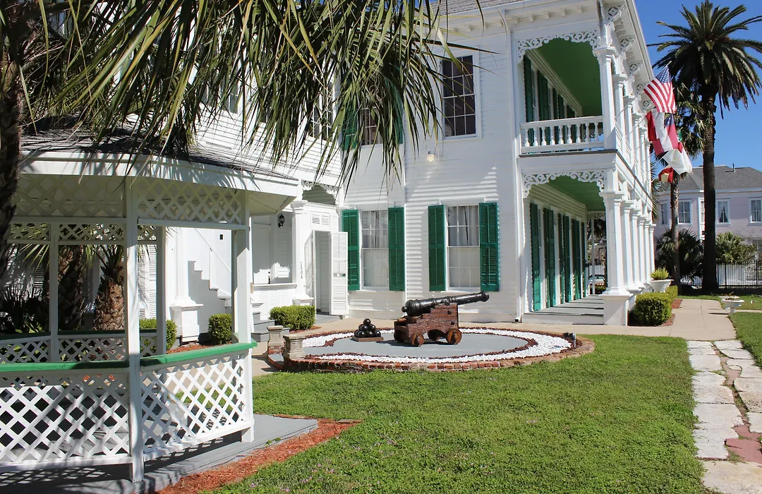 The George Manor-1